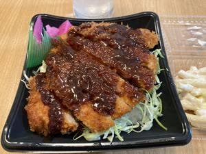 街のどんぶり屋友野