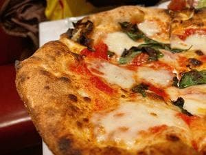 SOLO PIZZA Napoletana 東京国立競技場店