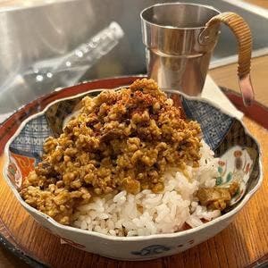 スタンドにしき