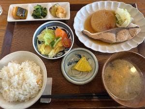 ごはん×カフェ madei