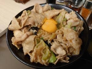 伝説のすた丼屋 福岡天神店