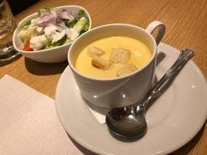 カフェ&ビアレストラン宮 羽田空港店