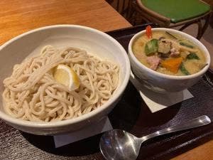 アジアンダイニング Hakase Thai