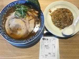 濃厚中華そば 餃子 丸福 豊橋向山本店