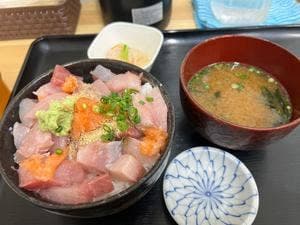 魚辰食堂