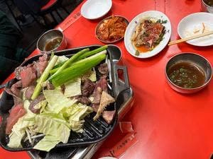 豚足ホルモン 小林商店