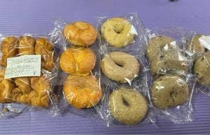 栄喜堂 工場直売店