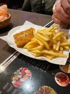 お肉の食べ放題専門店 個室 グリル＆バル 新宿本店
