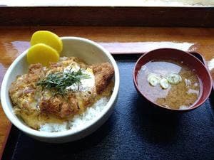 早戸川国際マス釣場