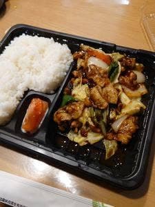 中華酒場 多来福
