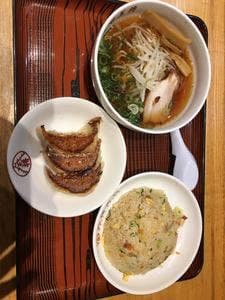 大阪王将 総社店