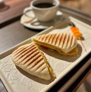 JILY CAFE
