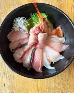 いなろ食堂