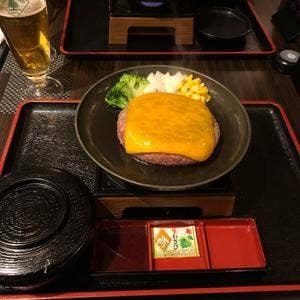 とろけるハンバーグ 福よし 六本木店