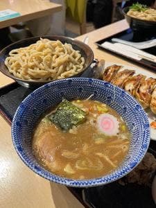 六厘舎 羽田空港店