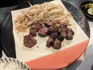 鉄板焼 あずま