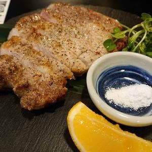 じんとくや