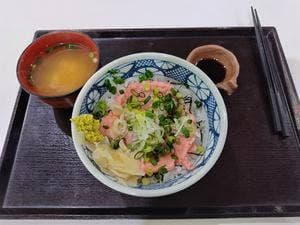海鮮どんぶり 鮪市場 イオンモール堺鉄砲町店
