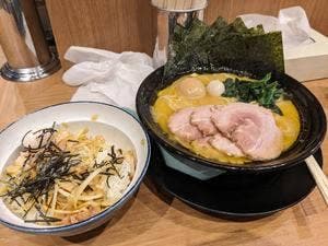 横浜家系ラーメン 町田商店 高輪ゲートウェイ店