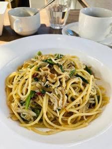 Restaurant 白金魚 PLATINUM FISH マーチエキュート神田万世橋店