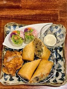春巻き専門店 はるまきバトン