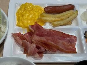 ガスト 浅草雷門店