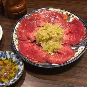 焼肉とホルモン しま