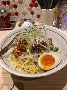 博多坦々麺 新田屋 梟