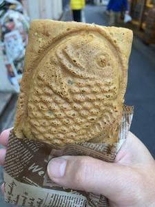 はみだしたいやき