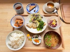 食とせいかつ いっさい