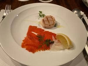 レストランみやす