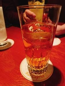 バー カプリス