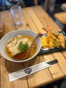 うどん屋 ギビツミ