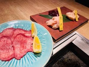 和牛焼肉 黒と赤