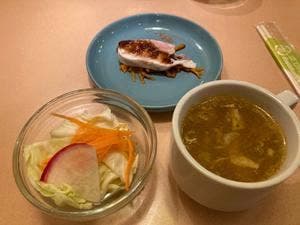 タイ食堂 プーパッポン