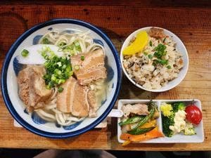 沖縄料理 な～ちゃん