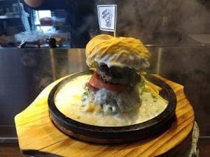 Upit's Burger 南草津店