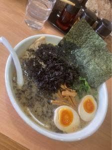 横浜ラーメン 味濱家 神戸本山店