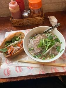 バインミー☆サンドイッチ 水道橋東口店