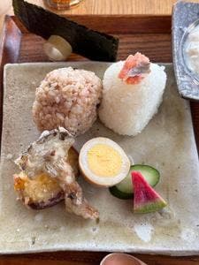山とおむすび 銀月舎