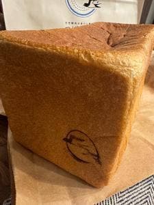 天然酵母の食パン専門店 つばめパン&Milk 庄内緑地公園店