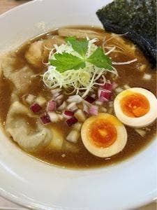 濃厚しょうゆラーメン フラワー