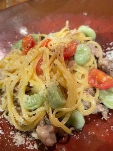 Trattoria QUATTORO MANI 82