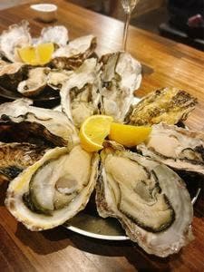 大衆オイスター酒場 ぴゅん吉