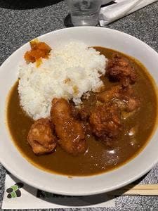 コケシ・ビアレストラン
