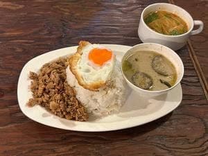 タイビストロ ニコーズ