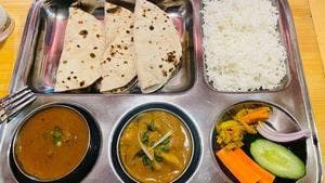 ネパーリ バンシャガル インドカレー さくら