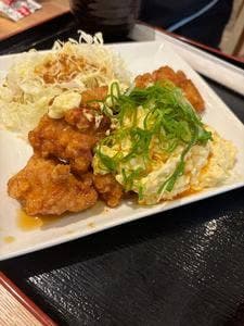 からあげ、定食、丼 がブリチキン。土岐プレミアムアウトレット店