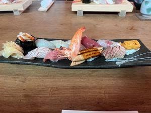 鮨くぼ田