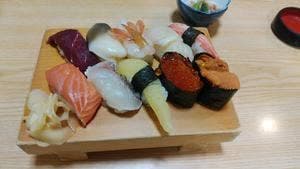 中鮨